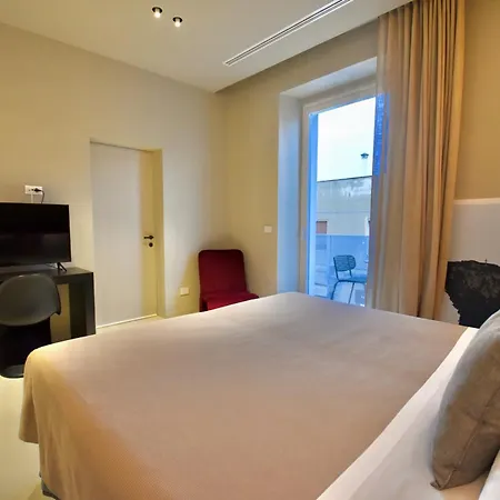 Mpiut Exclusive Rooms - Housea 招待所 滨海波利尼亚诺